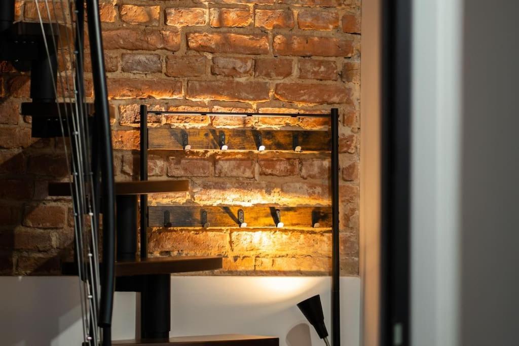 Lovely One-bedroom Loft 3 Minutes From Kazimierz * Krakow